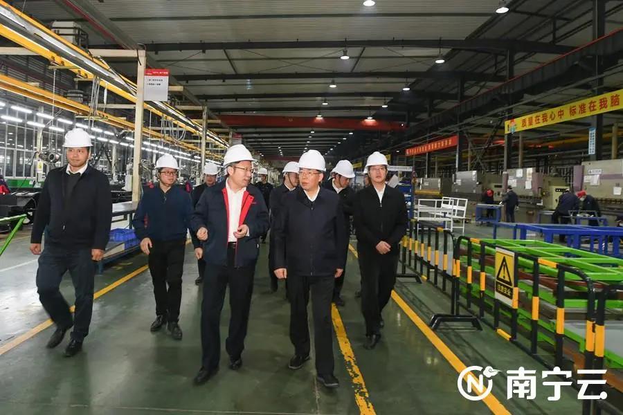 2021年12月20日自治區(qū)黨委常委、南寧市委書記徐海榮、代市長廖立勇一行到廣西申龍調(diào)研接待工作